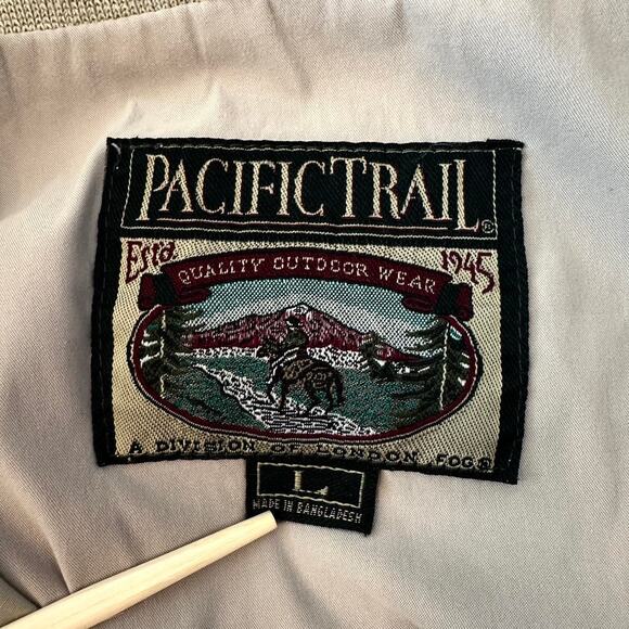Beige Pacific Trail Grandpa Windbreaker - Size Large - Picture 8 of 8